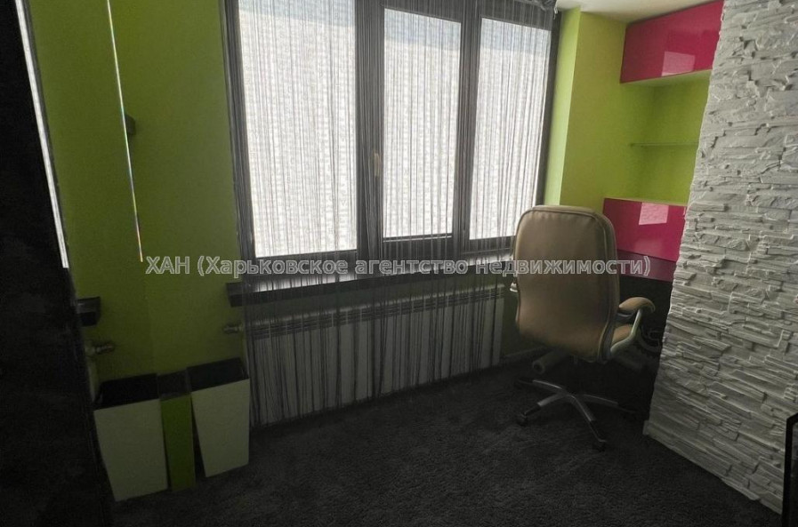 Продам квартиру, Героев Харькова просп. , 3 кім., 88 м², капитальный ремонт 