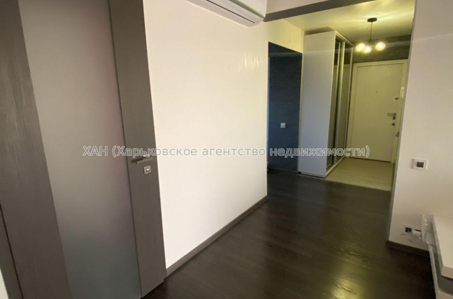 Продам квартиру, Героев Харькова просп. , 3 кім., 88 м², капитальный ремонт 