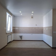 Продам квартиру, Льва Ландау просп. , 52 , 3 кім., 75.60 м², капитальный ремонт 
