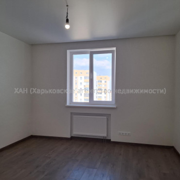 Продам квартиру, Льва Ландау просп. , 52 , 3  ком., 75.60 м², капитальный ремонт 