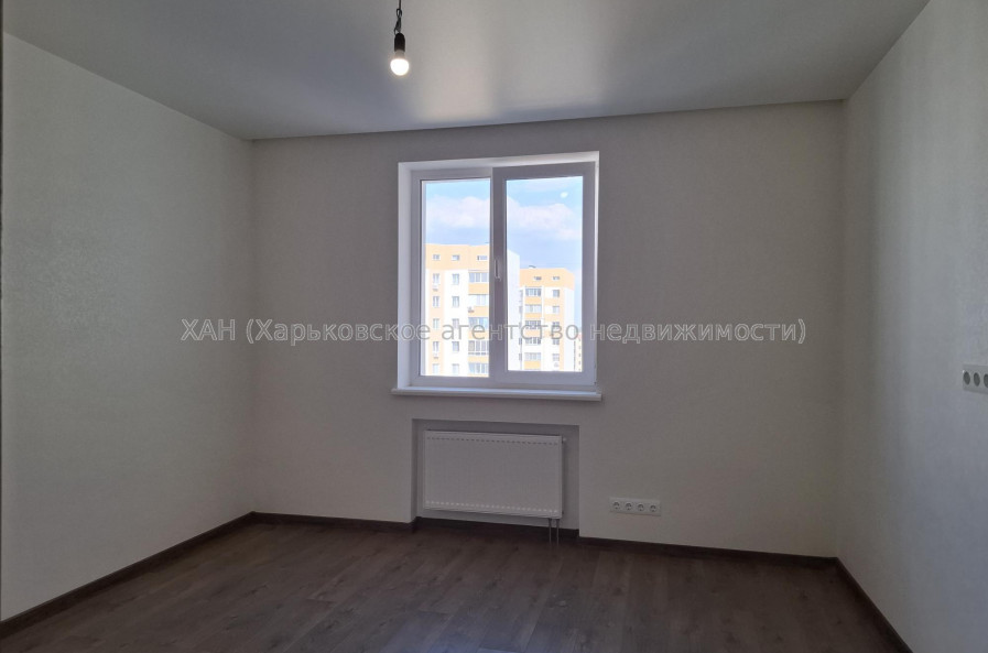 Продам квартиру, Льва Ландау просп. , 52 , 3 кім., 75.60 м², капитальный ремонт 
