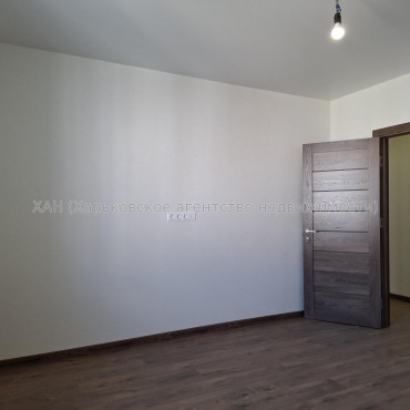 Продам квартиру, Льва Ландау просп. , 52 , 3  ком., 75.60 м², капитальный ремонт 