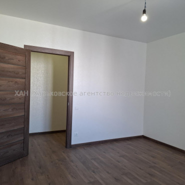 Продам квартиру, Льва Ландау просп. , 52 , 3  ком., 75.60 м², капитальный ремонт 