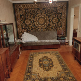 Продам квартиру, Дмитрия Коцюбайло ул. , 2 кім., 44 м², косметический ремонт