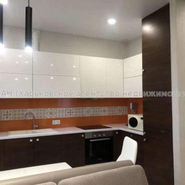 Продам квартиру, Студенческая ул. , 3 кім., 67 м², авторский дизайн 