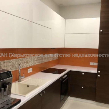Продам квартиру, Студенческая ул. , 3 кім., 67 м², авторский дизайн 
