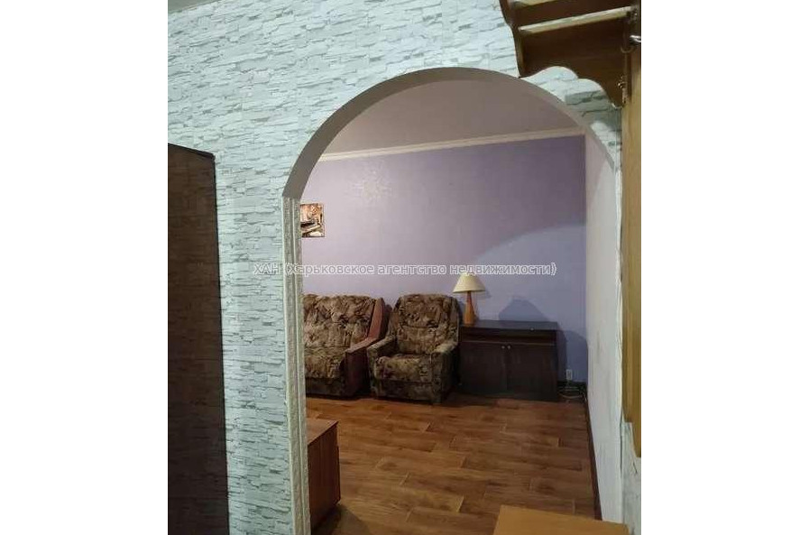 Продам квартиру, Гвардейцев Широнинцев ул. , 2  ком., 46 м², косметический ремонт 