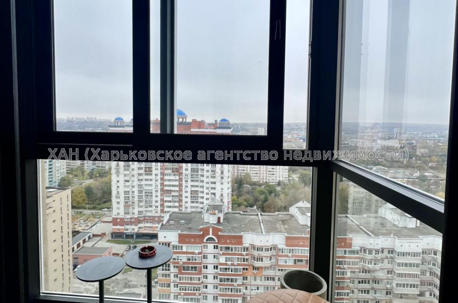 Продам квартиру, Клочковская ул. , 3  ком., 120 м², авторский дизайн 