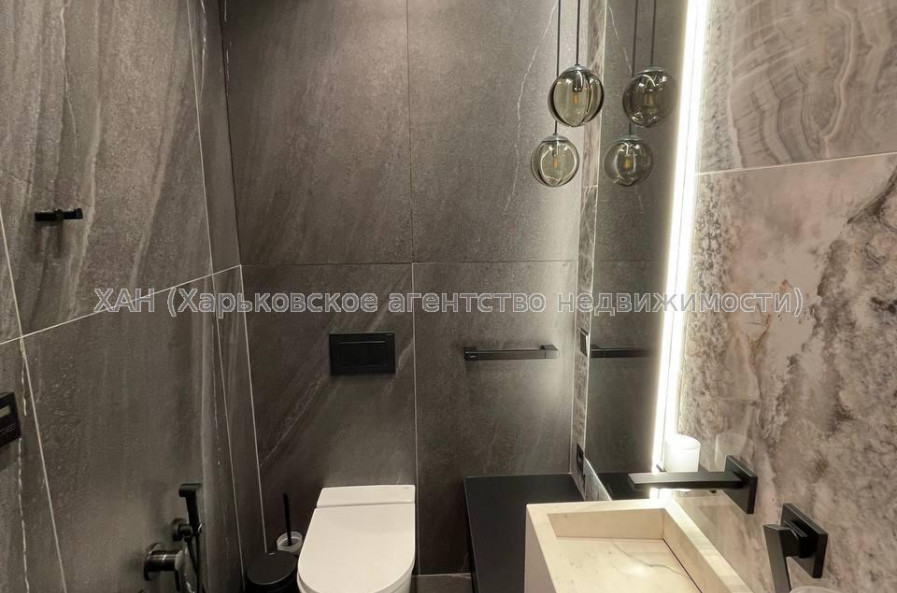 Продам квартиру, Клочковская ул. , 3  ком., 120 м², авторский дизайн 