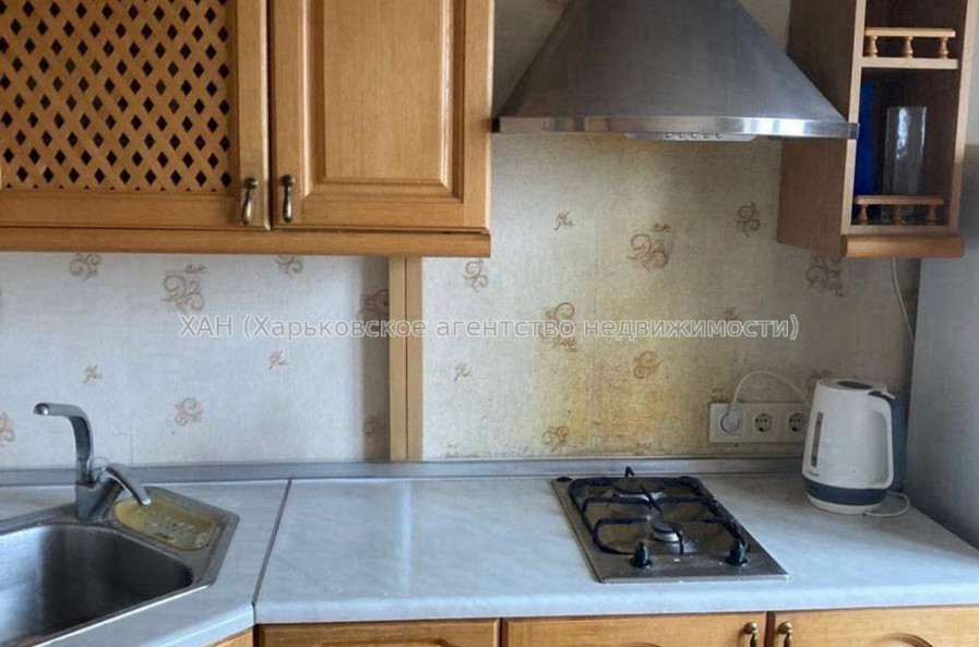 Продам квартиру, Авиационная ул. , 2  ком., 53 м², косметический ремонт 