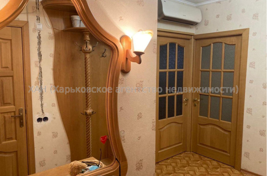 Продам квартиру, Авиационная ул. , 2 кім., 53 м², косметический ремонт 