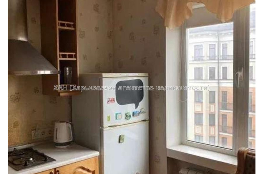 Продам квартиру, Авиационная ул. , 2  ком., 53 м², косметический ремонт 