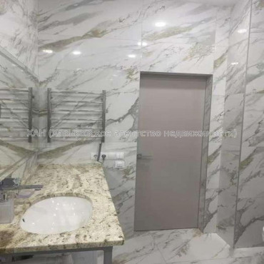 Продам квартиру, Европейская ул. , 2  ком., 59 м², авторский дизайн 