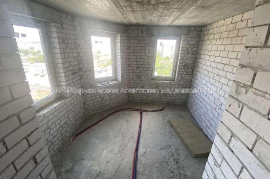 Продам квартиру, Лисаветинская ул. , 2 кім., 56 м², без внутренних работ 