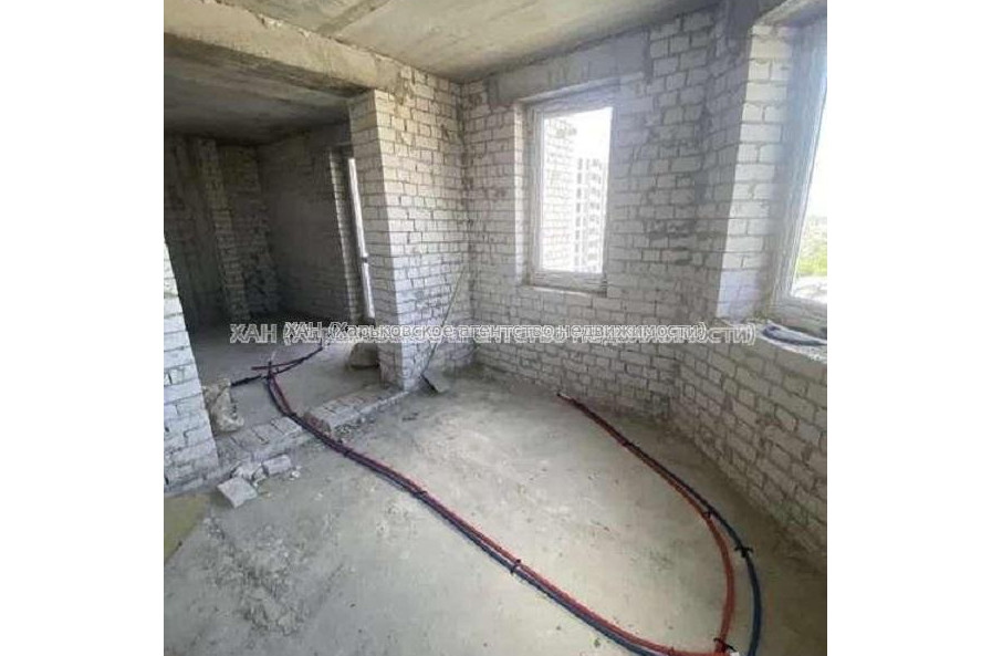 Продам квартиру, Лисаветинская ул. , 2 кім., 56 м², без внутренних работ 