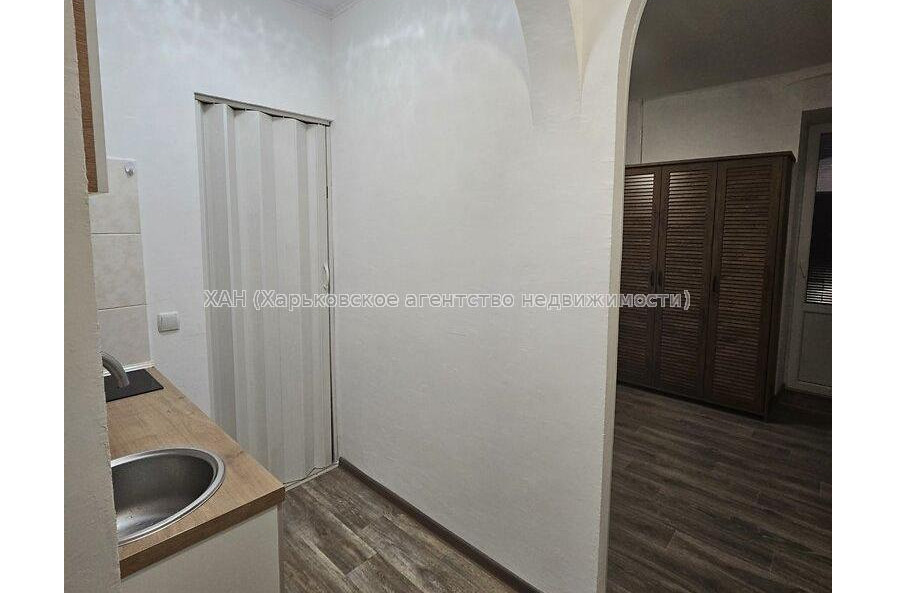 Продам квартиру, Фисановича ул. , 1  ком., 30 м², евроремонт 