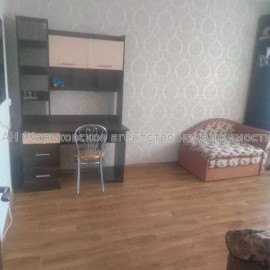 Продам квартиру, Волонтерская ул. , 2  ком., 52 м², косметический ремонт