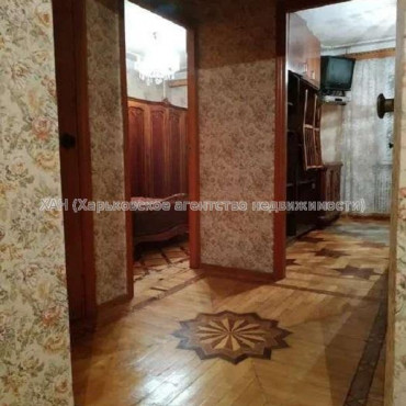 Продам квартиру, Соборности Украины ул. , 3  ком., 72 м², косметический ремонт 