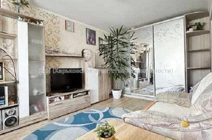 Продам квартиру, Петра Болбочана ул. , 1  ком., 45.20 м², косметический ремонт 