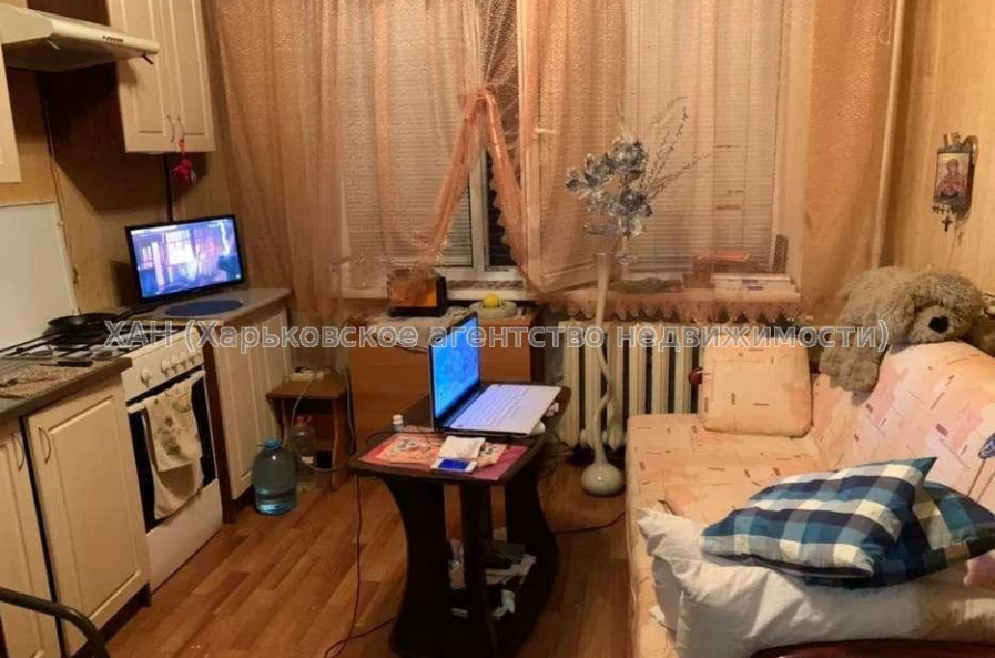 Продам квартиру, Аскольдовская ул. , 1  ком., 35 м², косметический ремонт 