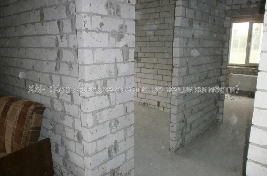 Продам квартиру, Мира ул. , 1 кім., 41 м², без внутренних работ 