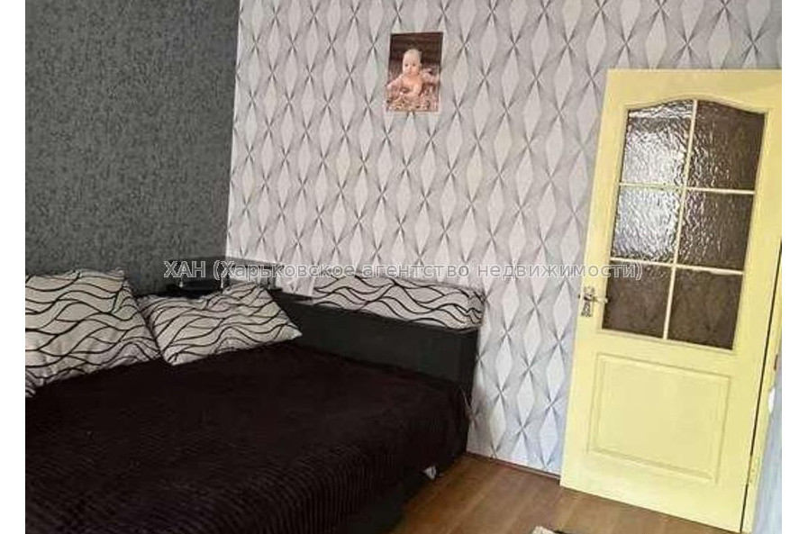 Продам квартиру, Индустриальный просп. , 2 кім., 50 м², косметический ремонт 