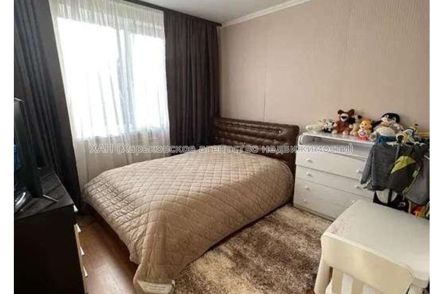 Продам квартиру, Индустриальный просп. , 2 кім., 50 м², косметический ремонт 