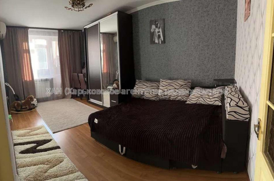 Продам квартиру, Индустриальный просп. , 2 кім., 50 м², косметический ремонт 