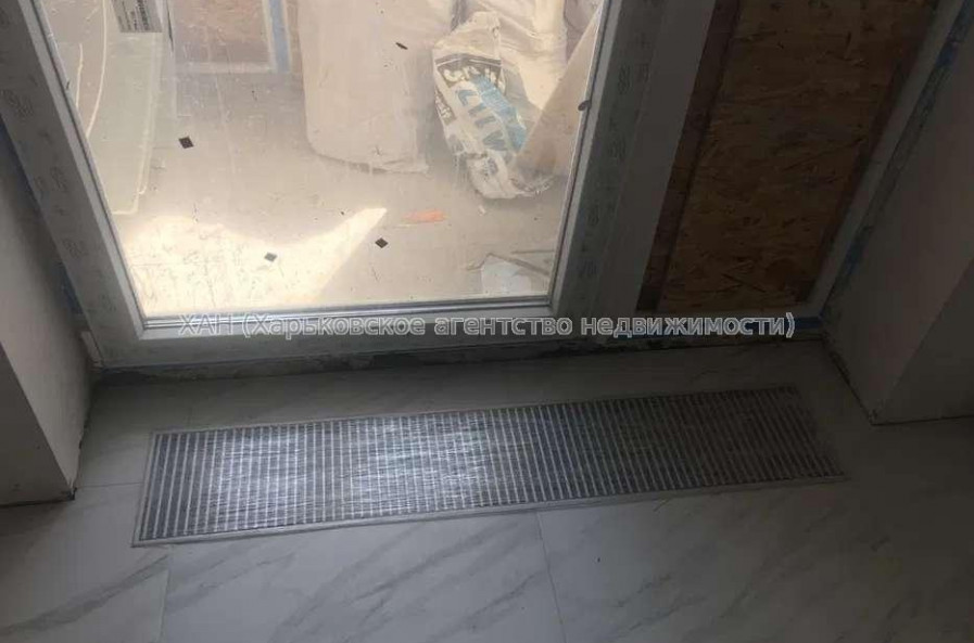 Продам квартиру, Гвардейцев Широнинцев ул. , 2 кім., 76 м², без отделочных работ 