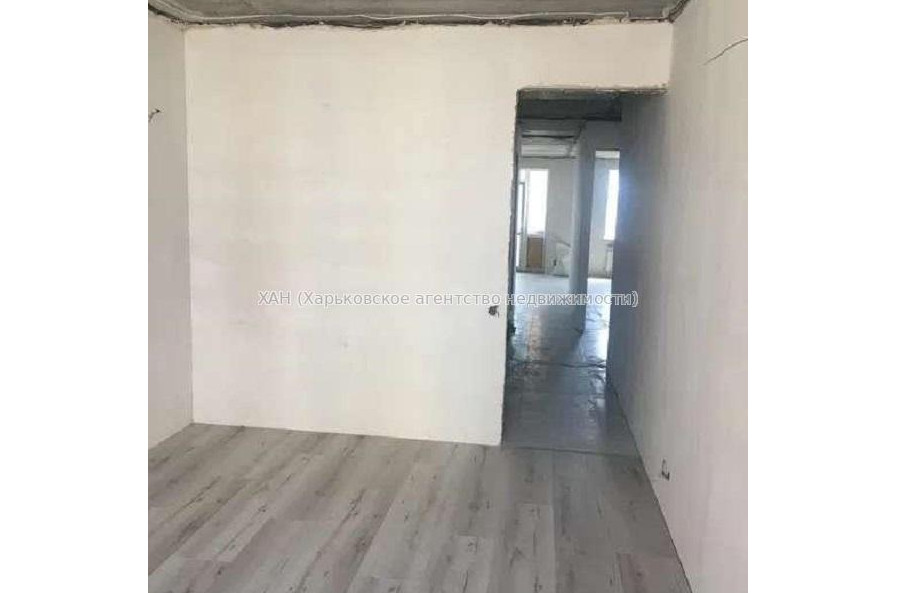Продам квартиру, Гвардейцев Широнинцев ул. , 2 кім., 76 м², без отделочных работ 