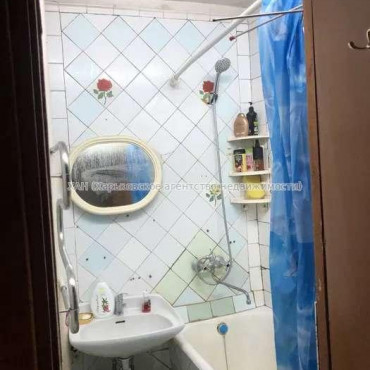 Продам квартиру, Академика Павлова ул. , 2 кім., 46 м², советский ремонт 