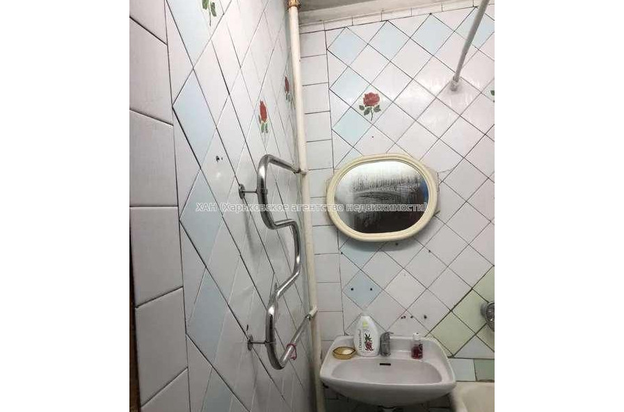 Продам квартиру, Академика Павлова ул. , 2 кім., 46 м², советский ремонт 