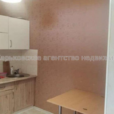 Продам квартиру, Большая Панасовская ул. , 1 кім., 45 м², капитальный ремонт 