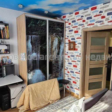 Продам квартиру, Клочковская ул. , 3  ком., 87 м², евроремонт 