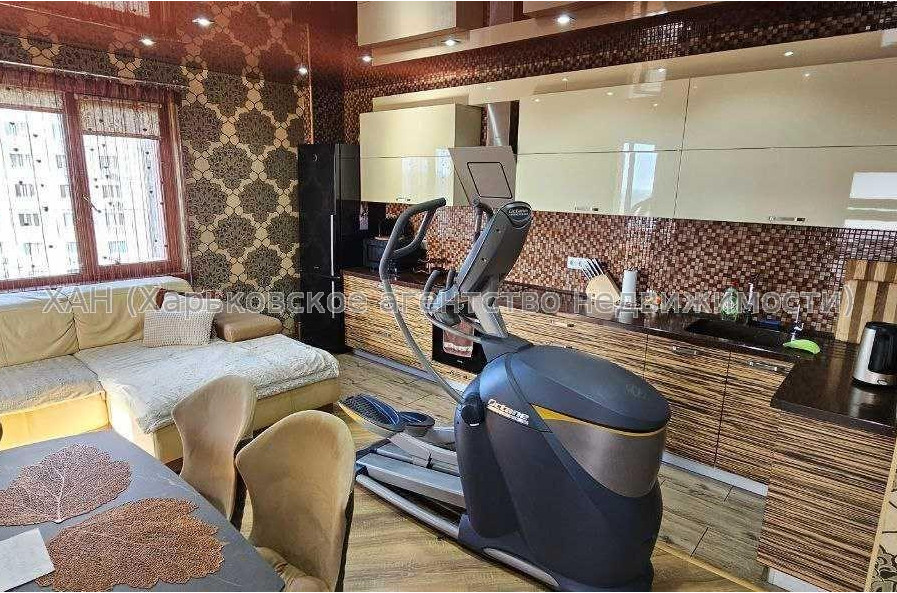 Продам квартиру, Клочковская ул. , 3  ком., 87 м², евроремонт 