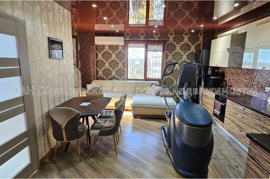 Продам квартиру, Клочковская ул. , 3  ком., 87 м², евроремонт 