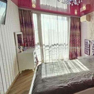 Продам квартиру, Клочковская ул. , 3  ком., 87 м², евроремонт 