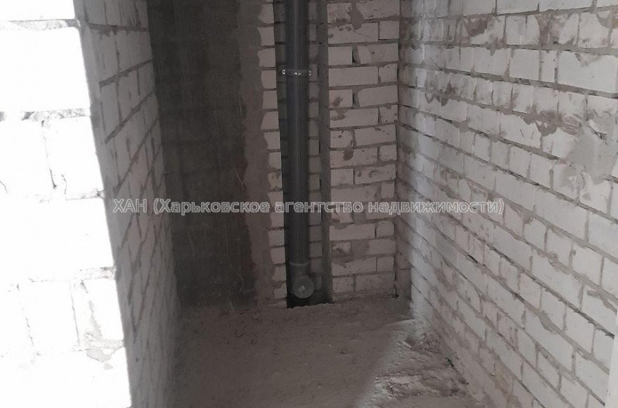 Продам квартиру, Полтавский Шлях ул. , 2  ком., 52 м², без внутренних работ 
