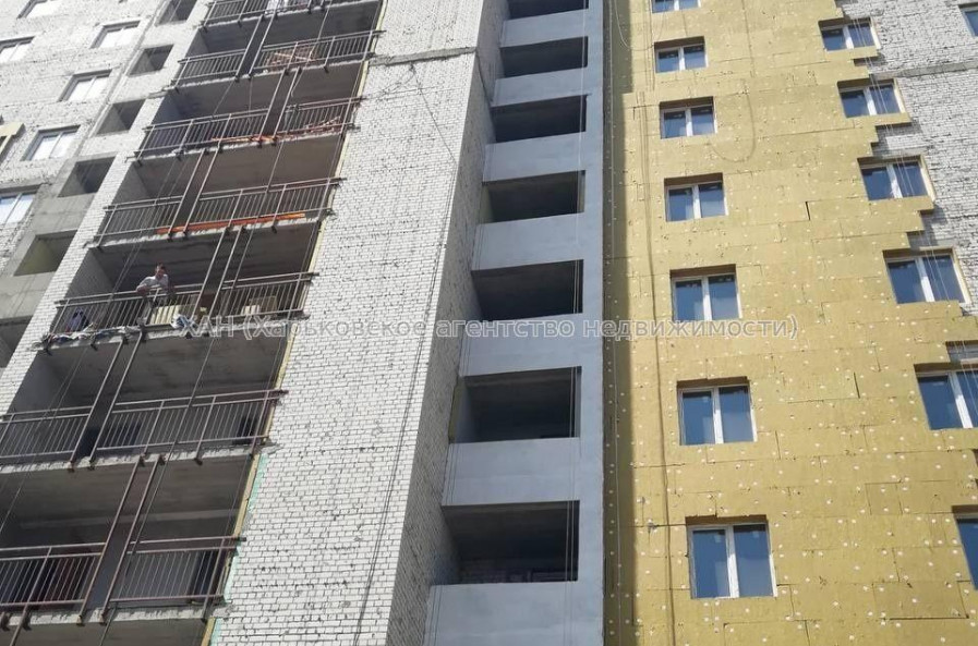 Продам квартиру, Полтавский Шлях ул. , 2  ком., 52 м², без внутренних работ 