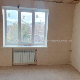 Продам квартиру, Гуданова ул. , 4  ком., 124 м², без ремонта