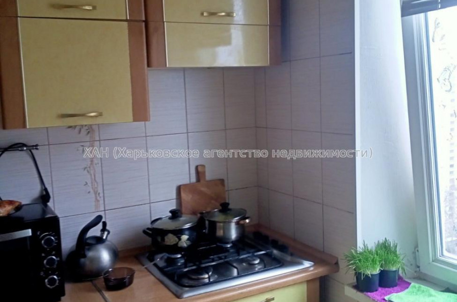 Продам квартиру, Библика ул. , 2 кім., 49 м², косметический ремонт 