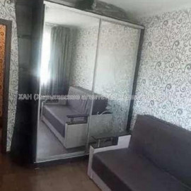 Продам квартиру, Каркача Ивана бульв. , 1  ком., 26 м², капитальный ремонт