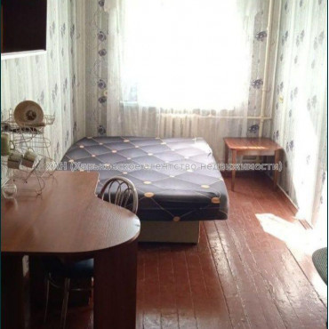 Продам квартиру, Василия Мельникова ул. , 2  ком., 46 м², косметический ремонт 