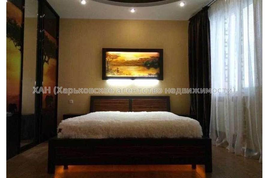 Продам квартиру, Барабашова академика ул. , 2 кім., 66.70 м², евроремонт 