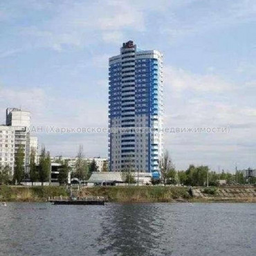 Продам квартиру, Барабашова академика ул. , 2  ком., 66.70 м², евроремонт 