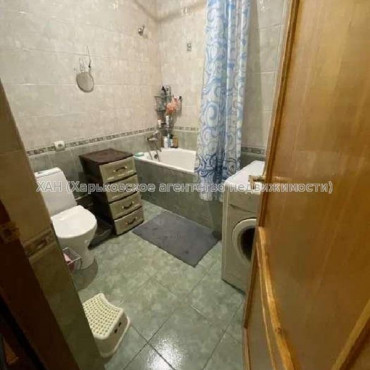 Продам квартиру, Александровский просп. , 3  ком., 56 м², капитальный ремонт 