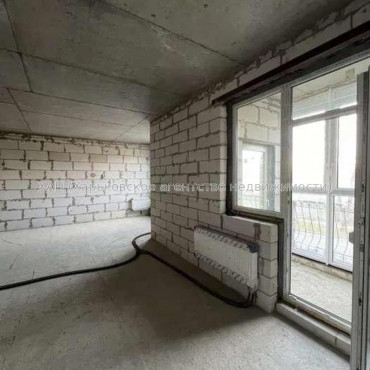 Продам квартиру, Европейская ул. , 2  ком., 51 м², без ремонта 