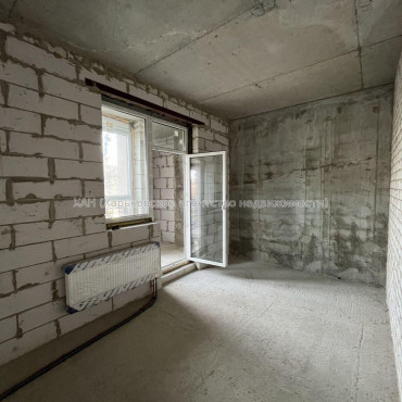 Продам квартиру, Европейская ул. , 2  ком., 51 м², без ремонта 
