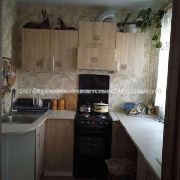 Продам квартиру, Тракторостроителей просп. , 3 кім., 61 м², капитальный ремонт 