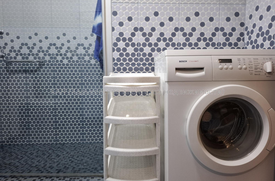 Продам квартиру, Тракторостроителей просп. , 3  ком., 61 м², капитальный ремонт 
